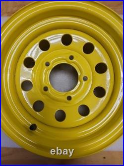John Deere Gator Front Rim AM134773 12 X 7 Dealer Take Off For 620I & 850D